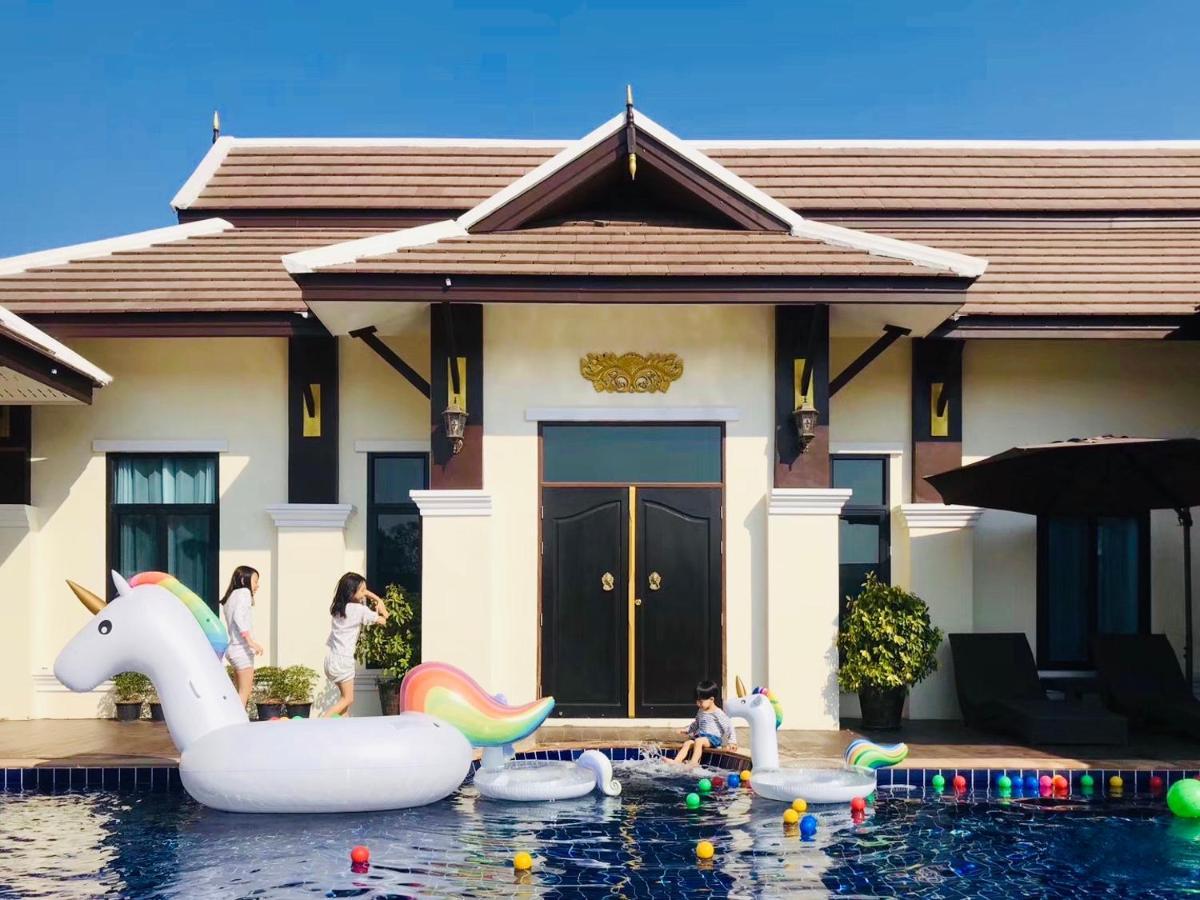 Lanna Kamin Pool Villa Airport Chiang Mai Exteriör bild